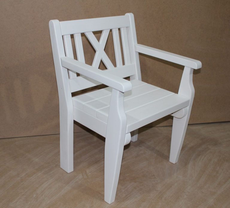 4835 Продам кресла деревянные
